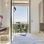 Hotel Amedea 3*
