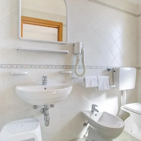 Hotel Amedea 3*
