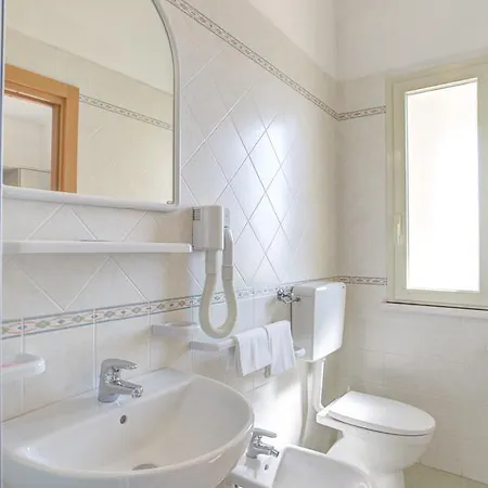 Amedea Hotel 3*